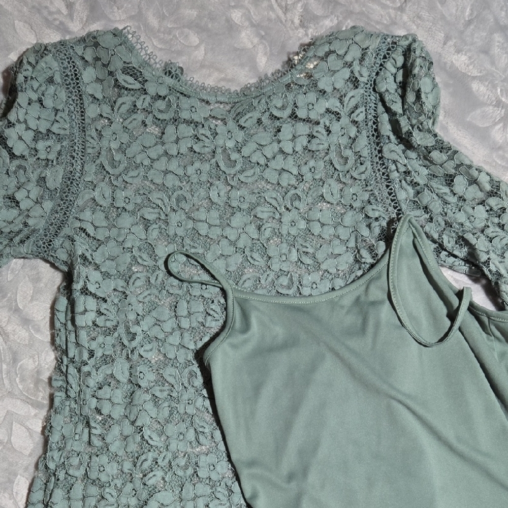 Adiva Lace Blouse and Tank Set - Sage Green